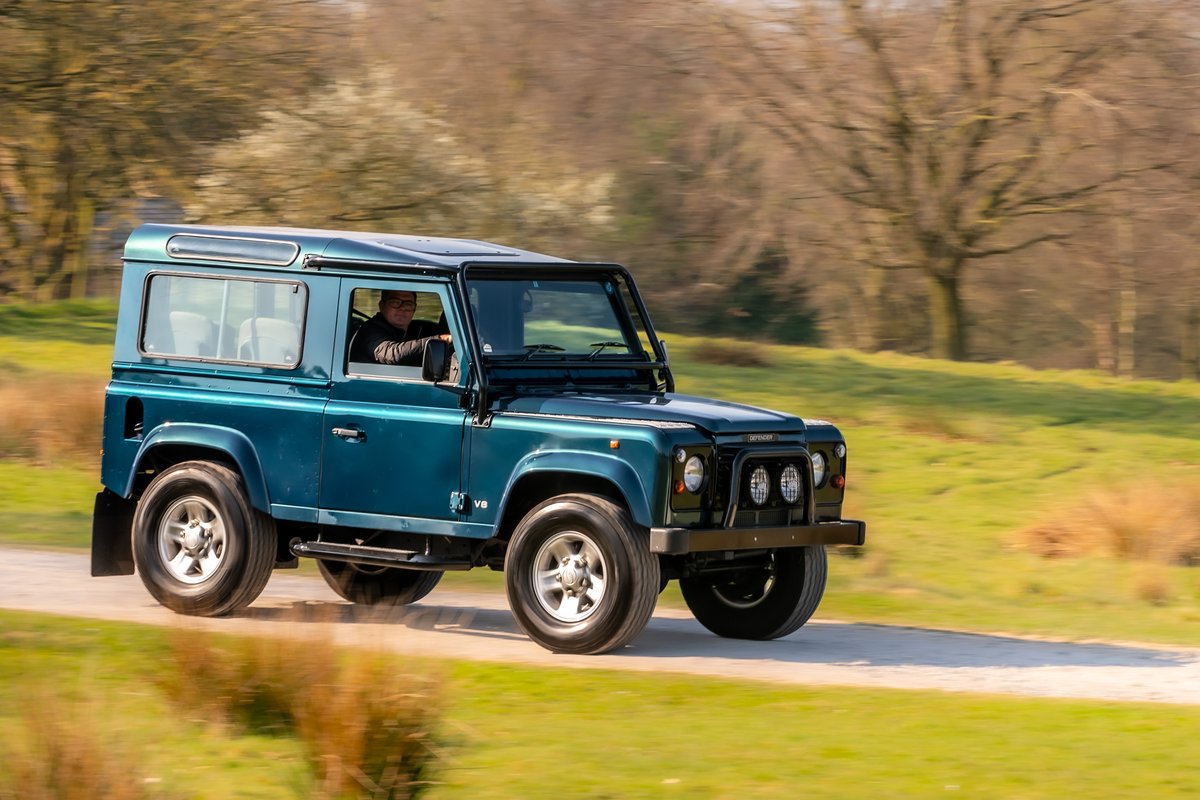 50th 366 CSG Automotive Land Rover Specialists 9158