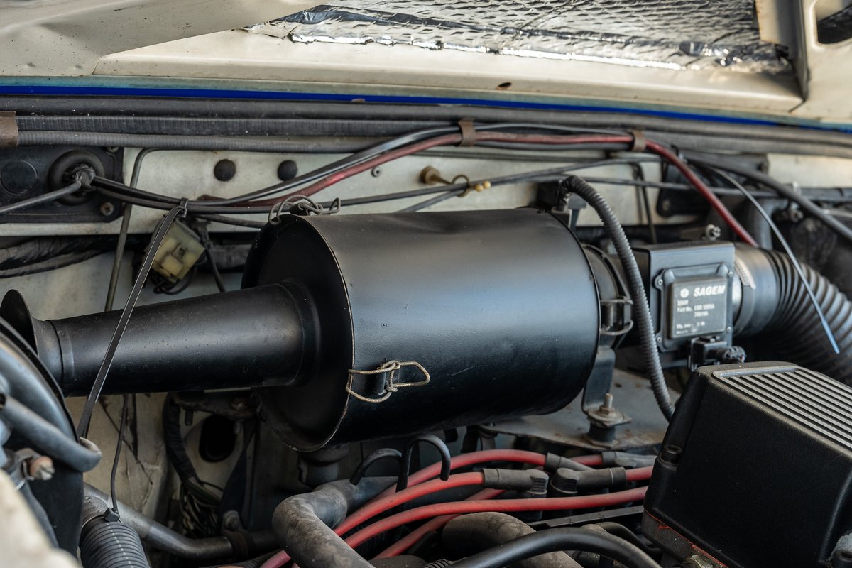 50th No 256 CSG Automotive Land Rover Specialists 8881