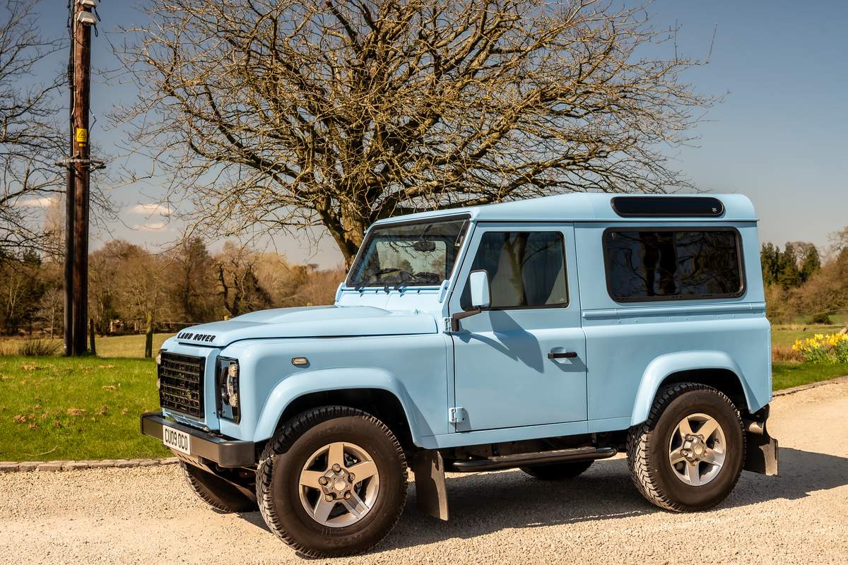 CU09OCO Baby Blue CSG Automotive Land Rover Specialists 8738