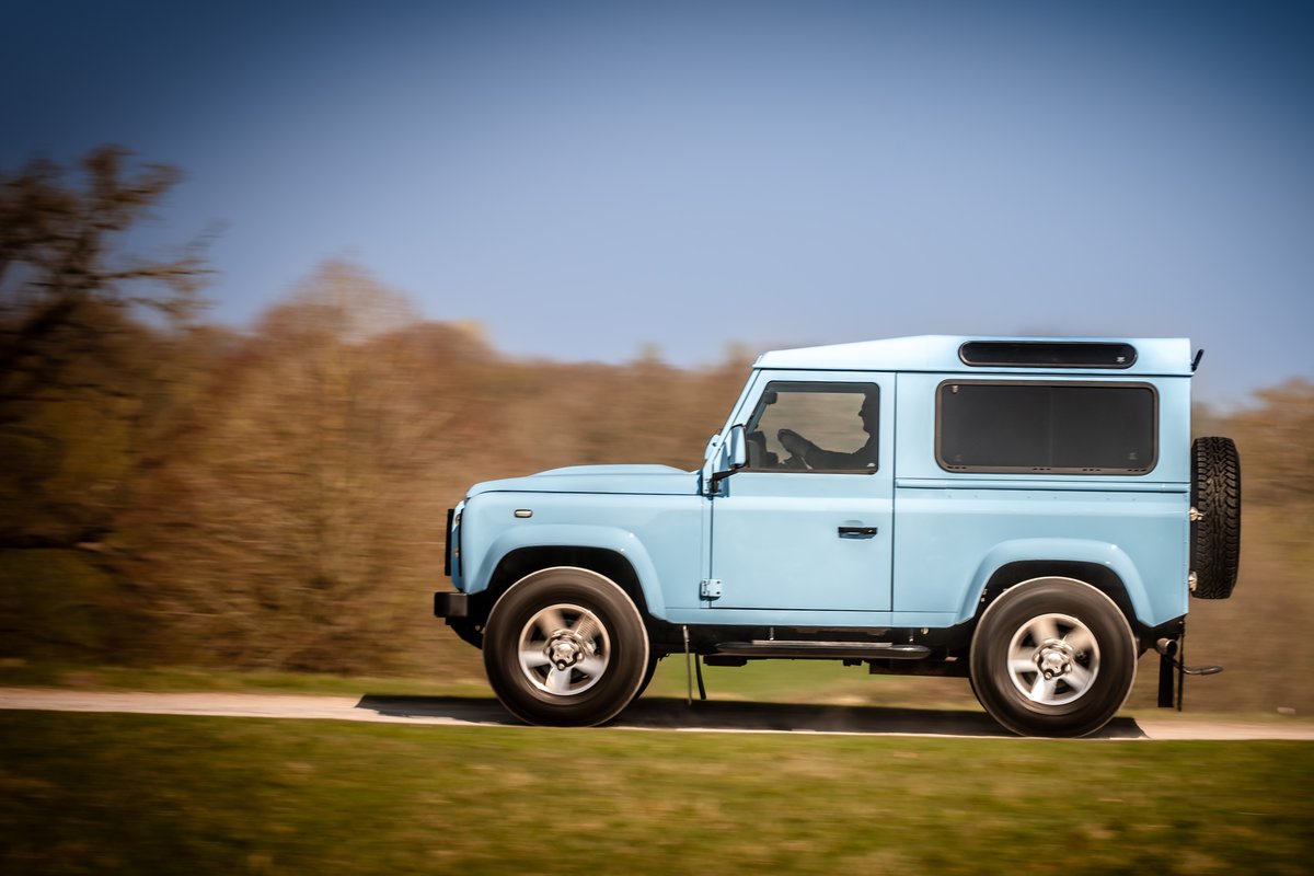 CU09OCO Baby Blue CSG Automotive Land Rover Specialists 9395