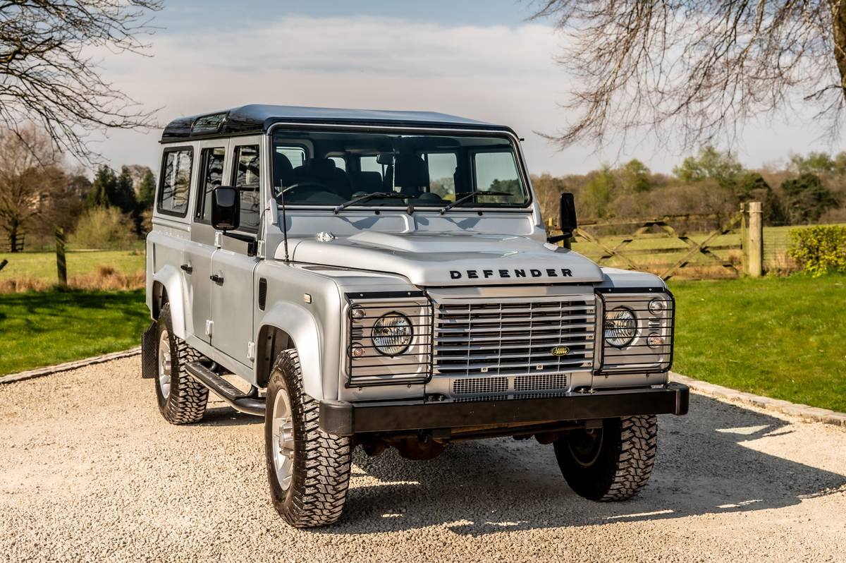 FG59ULD Silver 110 CSG Automotive Land Rover Specialists 9814