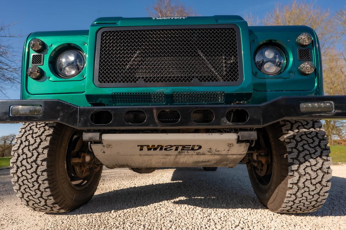 MK06BPY Green Twisted CSG Automotive Land Rover Specialists 3791