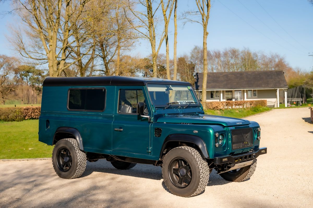 MK06BPY Green Twisted CSG Automotive Land Rover Specialists 8267