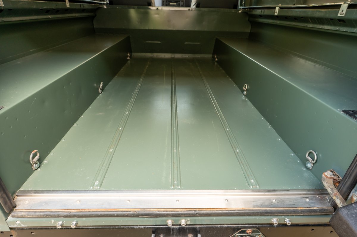 MV58GWF Kewsick Green Plough CSG Automotive Land Rover Specialists 4830