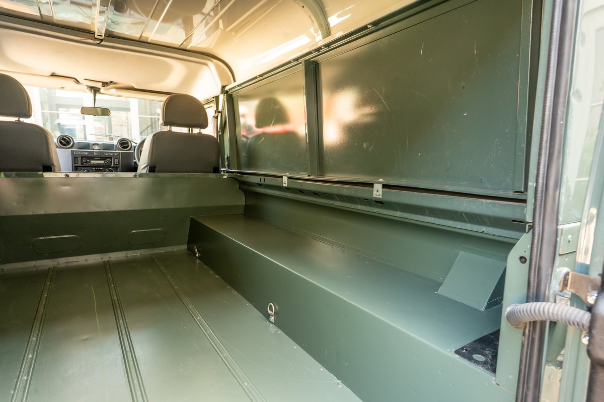 MV58GWF Kewsick Green Plough CSG Automotive Land Rover Specialists 4835