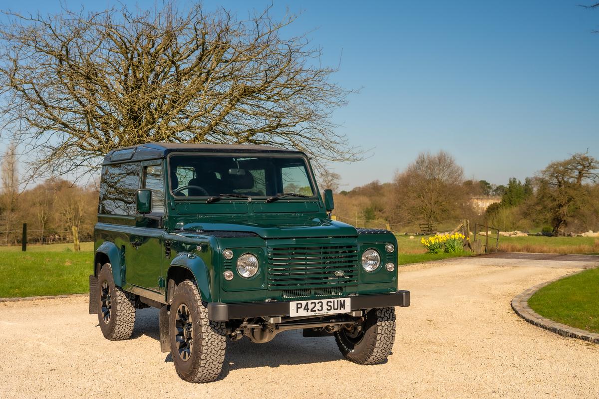 P423SUM CSG Automotive Land Rover Specialists 8419